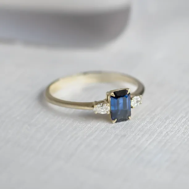 Elegant emerald sapphire and pear diamond ring LEILANI Image