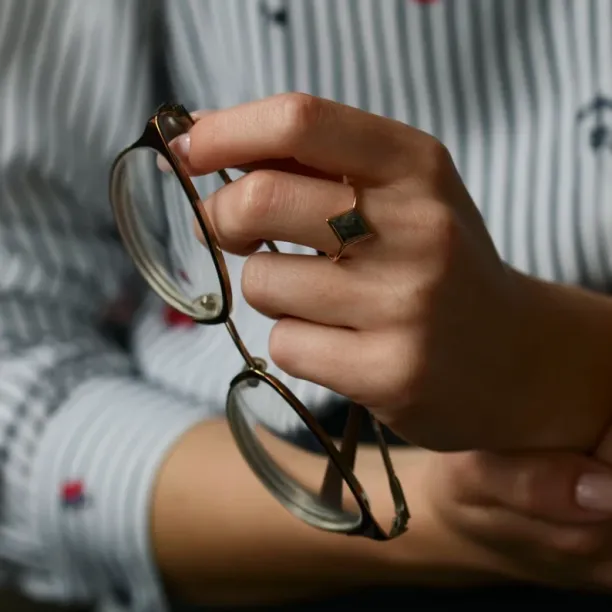 Unique engagement ring with salt and pepper diamond ERISIA Image