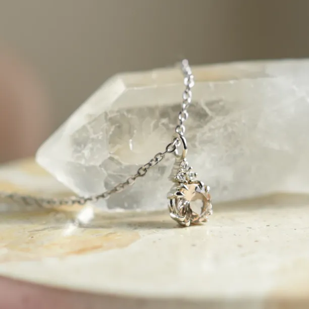 Romantic gold necklace with lepidocrocite and side diamonds LOVELY Image