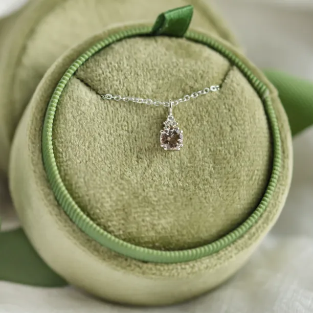 Romantic gold necklace with lepidocrocite and side diamonds LOVELY Image