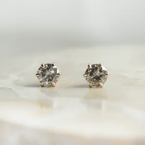 Minimalist earrings with salt and pepper diamonds PARKER