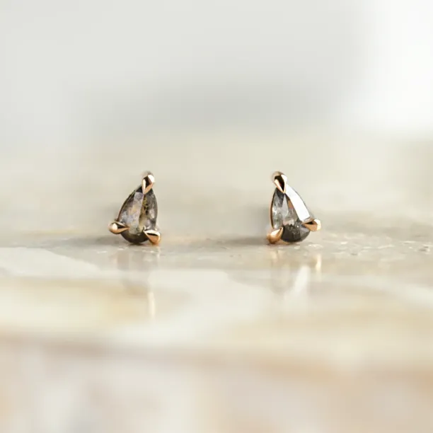 Minimalist gold earrings with pear salt and pepper diamonds NADINE Image