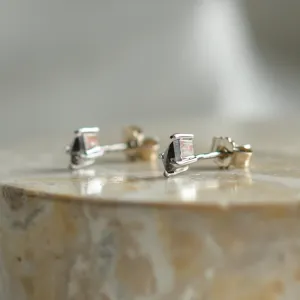 Minimalist earrings with kite salt and pepper diamonds ASH Thumbnail