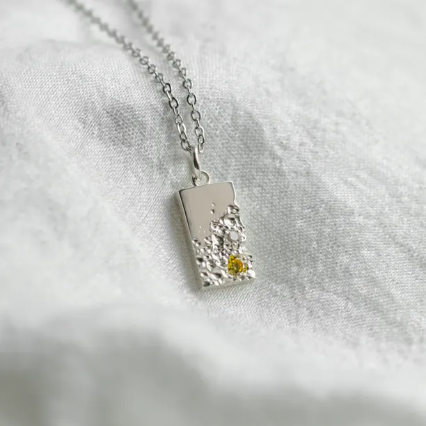 Original pendant with perforation and diamond LIZ Image