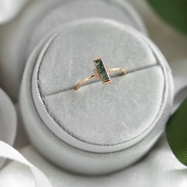 Unusual engagement ring with baguette moss agate and diamonds BRONTE Image
