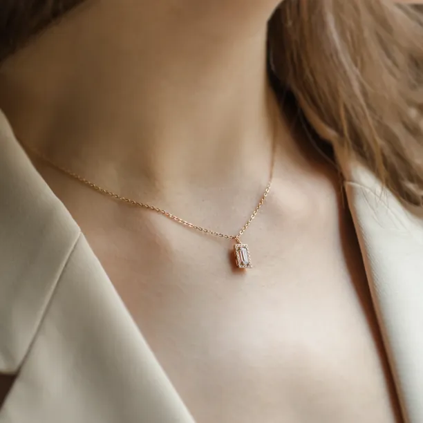 Gold necklace with moissanites GRACE Image