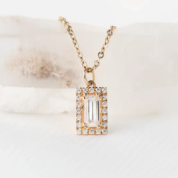 Gold necklace with moissanites GRACE Image