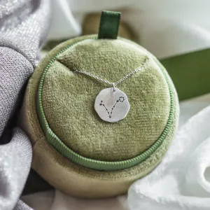 Gold necklace with engraving of the zodiac constellation STELLARIS Thumbnail