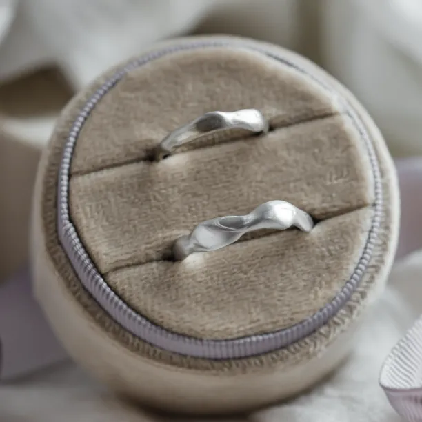 Organic wedding rings HARMONY Image