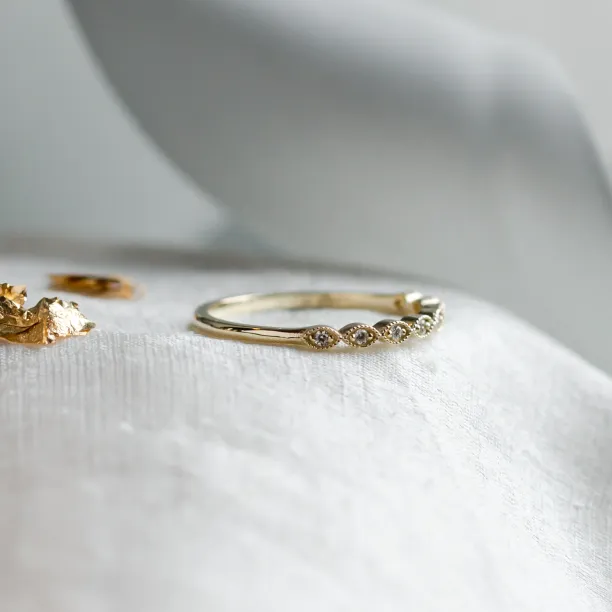 Elegant half eternity ring with diamonds CHRISTIE Image