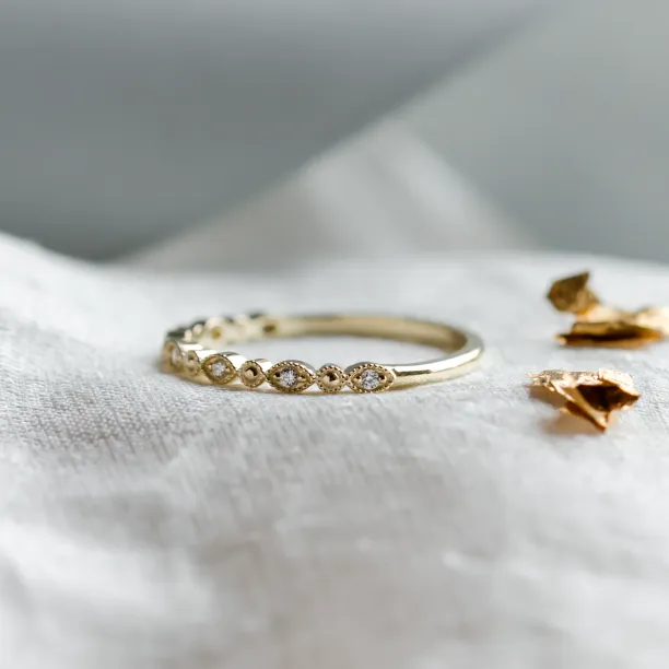 Elegant ring with diamonds in half eternity design and in vintage style CHRISTINA Image