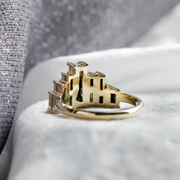 Avant-garde ring with moissanites and sapphires in baguette shape BETH Image