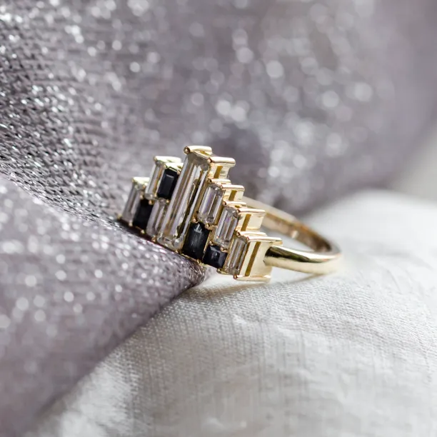 Avant-garde ring with moissanites and sapphires in baguette shape BETH Image