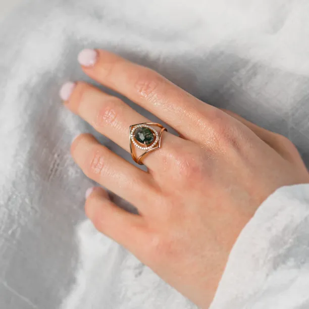 Luxury gold ring with moss agate and diamonds PINIA Image