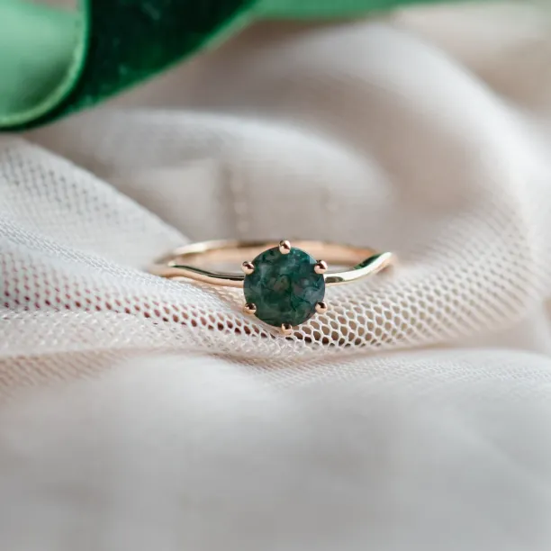 Unusual engagement ring with moss agate and organic bezel AVERIL Image
