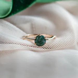 Unusual engagement ring with moss agate and organic bezel AVERIL Thumbnail
