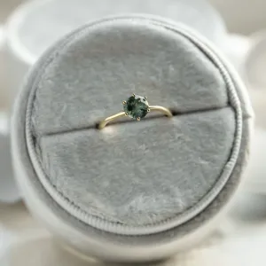 Unusual engagement ring with moss agate and organic bezel AVERIL Thumbnail