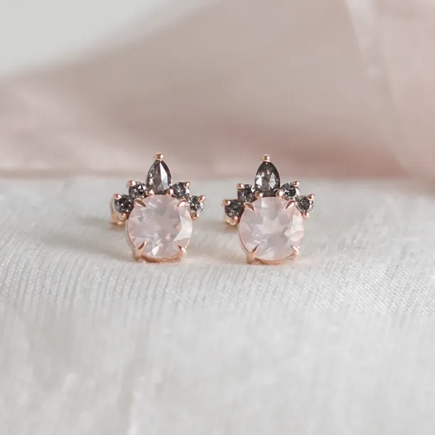 Romantic cluster jewelry set with morganite and salt and pepper diamonds TYRA Image