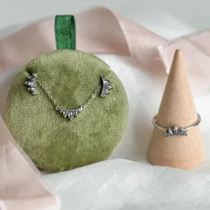 Collection of cluster jewelry with salt and pepper diamonds MABEL