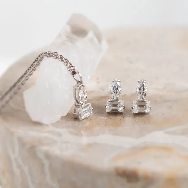 Jewelery set with marquise and baguette moissanites HOLLY Image