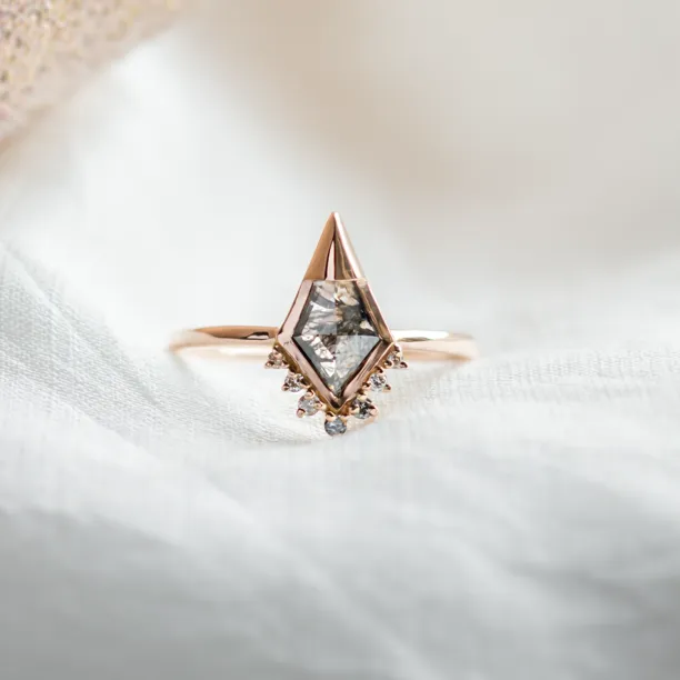 Unusual engagement ring with salt and pepper diamond and side diamonds ADIRA Image
