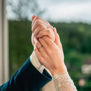 Unusual wedding rings with a shiny ESTELA Thumbnail