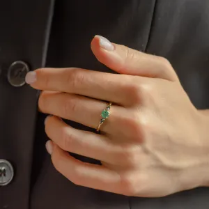 Gold ring with emerald and kite salt and pepper diamonds KIM Thumbnail