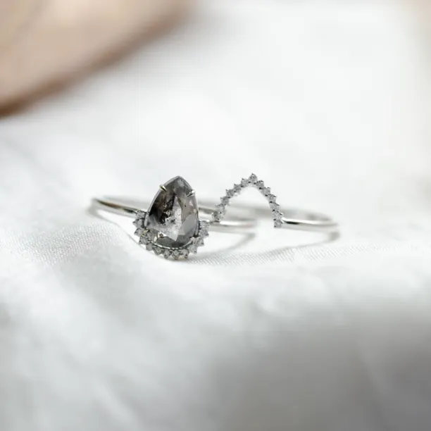 Engagement set of rings with diamonds ASHLEY Image