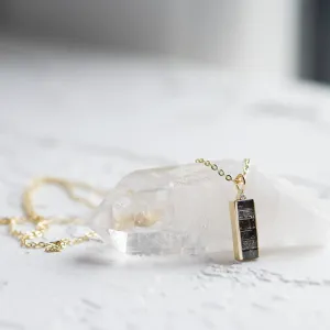 Gold pendant with salt and pepper diamonds and classic diamond EVERLY Thumbnail