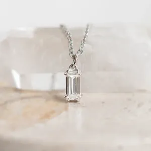 Gold pendant with moissanite CARRIE Thumbnail