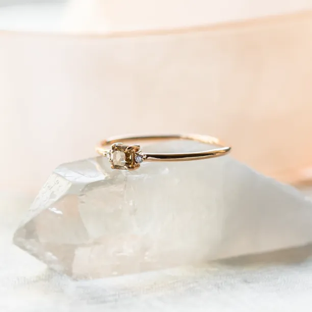 Minimalist diamond ring LARA Image