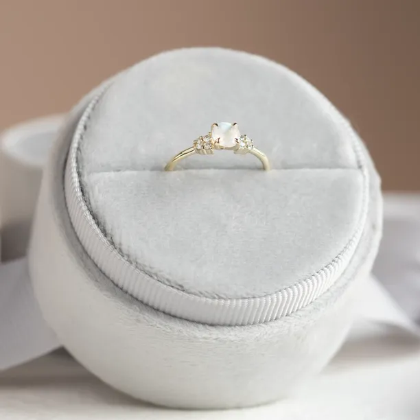 Gold engagement ring with moonstone DARLEEN Image