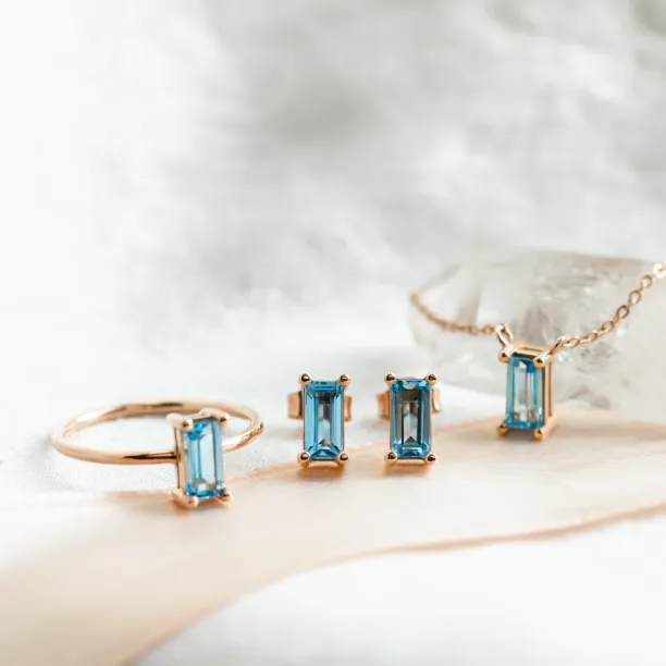 Gold jewellery set with blue topaz GENEVA Image
