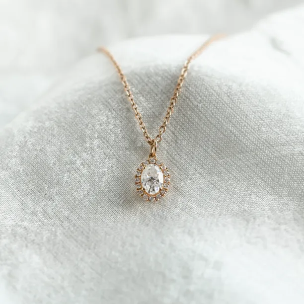 Gold necklace with moissanites GRANNY  Image