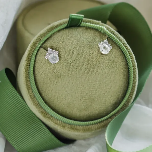 Gold earrings with moonstone and diamonds MONY Image