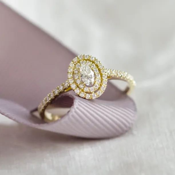 Double halo engagement ring with diamonds ELSA Image