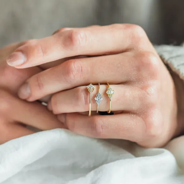 Romantic engagement ring with diamonds MILLIANA Image