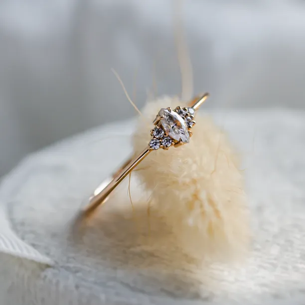 Romantic engagement ring with diamonds MILLIANA Image