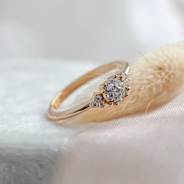 Gold engagement ring with pavé diamonds BIRDIE Image