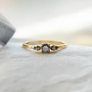 Gold ring with three salt and pepper diamonds SOARIS Thumbnail