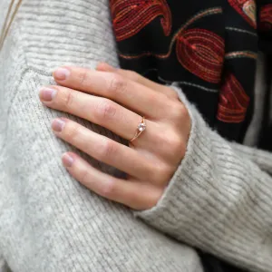 Delicate gold ring with morganite ROSALIS