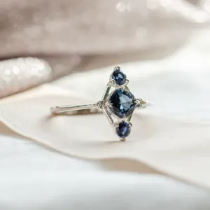 Gold ring with sapphires ANNE Thumbnail