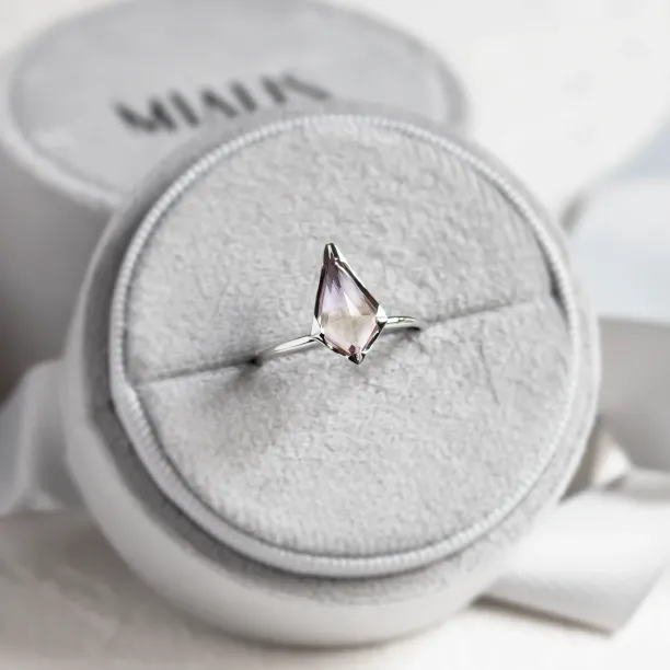 Gold ring with ametrine in kite shape ADELE Image