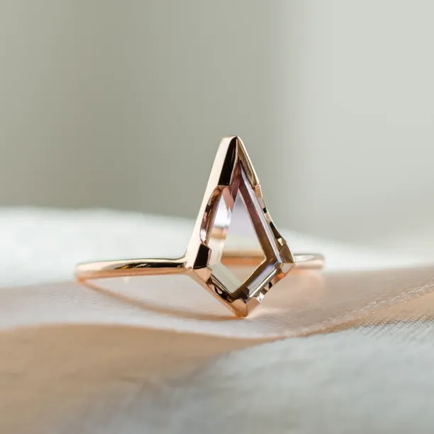Gold ring with ametrine in kite shape ADELE Image