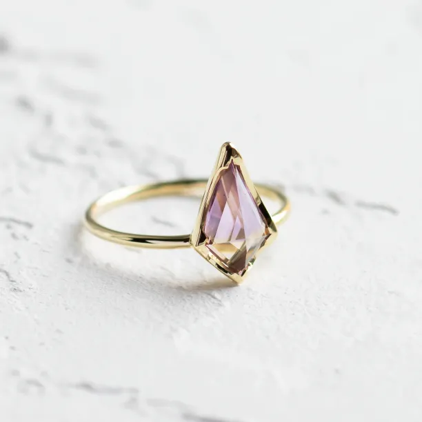 Gold ring with ametrine in kite shape ADELE Image