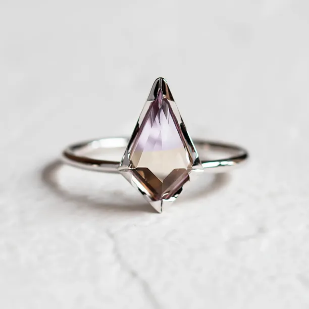 Gold ring with ametrine in kite shape ADELE Image