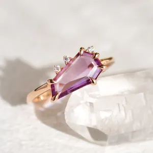 Gold ring with sapphire and diamonds TARA Thumbnail