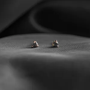 Golden minimalist earrings with black diamonds CHARNA Thumbnail