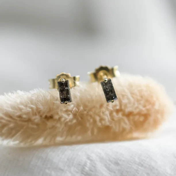 Basic earrings with salt and pepper diamonds KIKI Image