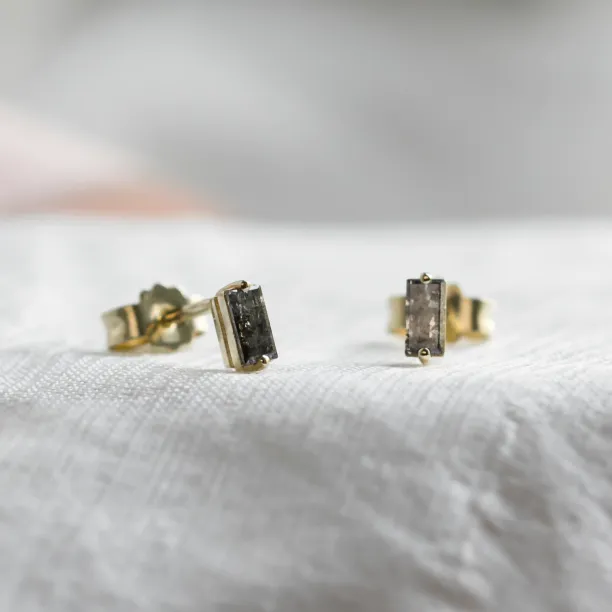 Decent earrings with salt and pepper diamonds PEPPE Image